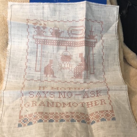 Needles 'N Hoops GRANDMOTHER SAMPLER Stamped Cross Stitch Kit - Picture 4 of 6